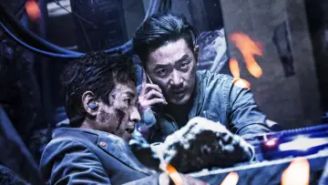 Zasłona do filmu "PMC: 더 벙커" #429339