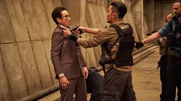 Zasłona do filmu "PMC: 더 벙커" #429341