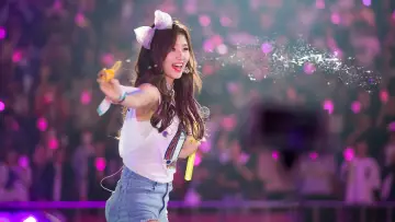 Zasłona do filmu "트와이스랜드" #1158681