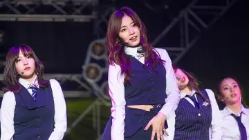 Zasłona do filmu "트와이스랜드" #1158682