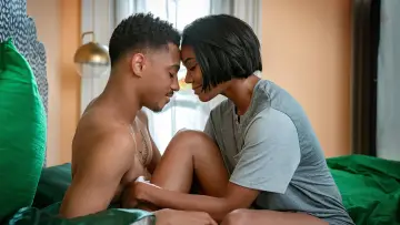 Zasłona do filmu "Moda na miłość" #402912