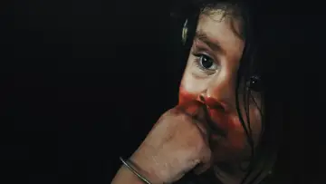 Zasłona do filmu "Pihu" #872000