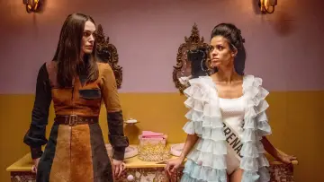 Zasłona do filmu "Niepokorna Miss" #406621