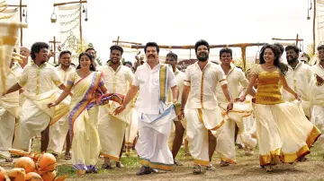 Zasłona do filmu "മധുരരാജാ" #1619547