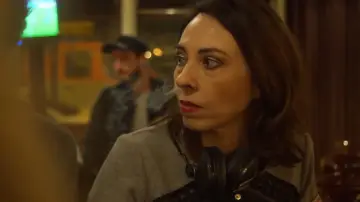 Zasłona do filmu "Ma Nudité Ne Sert à Rien" #1792621