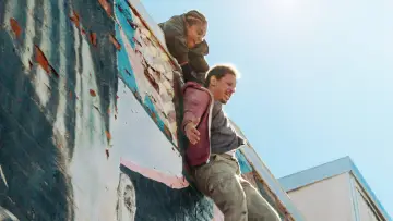 Zasłona do filmu "Pranksterzy w trasie" #339531