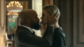 Zasłona do filmu "W nieskończoność" #167829