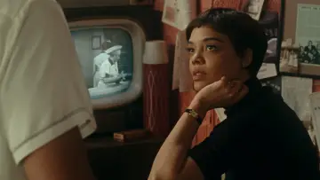 Zasłona do filmu "Sylvie