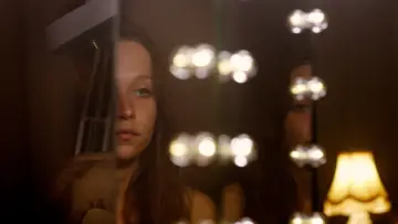 Zasłona do filmu "Make Up" #498465