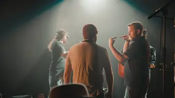Zasłona do filmu "Wierzę w Ciebie" #431856