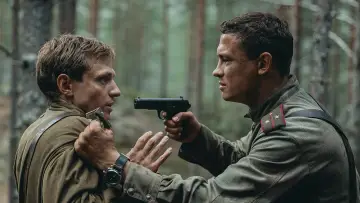Zasłona do filmu "Август" #869381