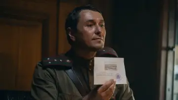 Zasłona do filmu "Август" #869391