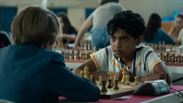 Zasłona do filmu "Fahim, mały książę szachów" #493601