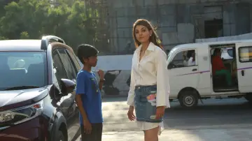 Zasłona do filmu "கோமாளி" #805634