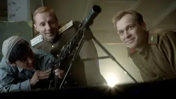Zasłona do filmu "Kałasznikow" #348811