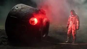 Zasłona do filmu "Sputnik" #283295