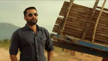 Zasłona do filmu "சூரரைப் போற்று" #364590