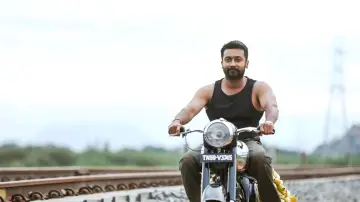 Zasłona do filmu "சூரரைப் போற்று" #364594