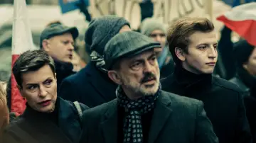 Zasłona do filmu "Sala samobójców. Hejter" #252997