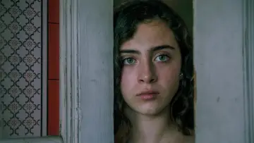 Zasłona do filmu "La vida sense la Sara Amat" #1570348