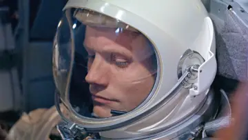 Zasłona do filmu "Armstrong" #704292