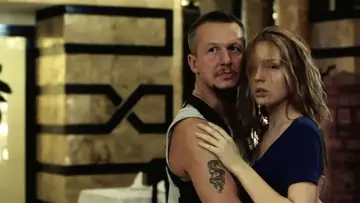 Zasłona do filmu "Sara" #684010