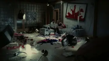 Zasłona do filmu "Mroczne cienie" #647399