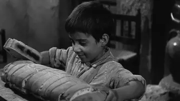 Zasłona do filmu "Marcelino chleb i wino" #1551966