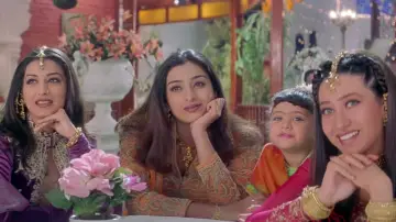 Zasłona do filmu "Hum Saath-Saath Hain" #857615