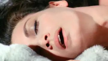Zasłona do filmu "Jaszczurka w kobiecej skórze" #459220