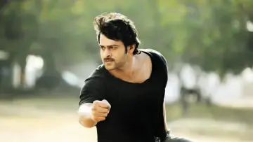 Zasłona do filmu "డార్లింగ్" #819457
