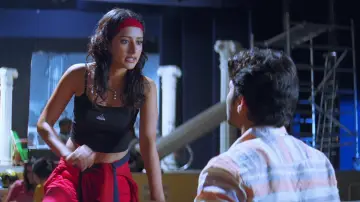 Zasłona do filmu "அறிந்தும் அறியாமலும்" #1842034