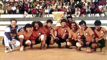 Zasłona do filmu "கில்லி" #1100757