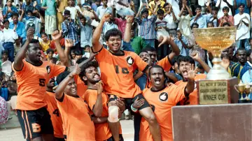 Zasłona do filmu "கில்லி" #1100829