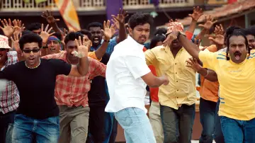 Zasłona do filmu "கில்லி" #1100839