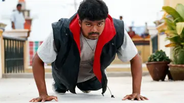 Zasłona do filmu "கில்லி" #1100863