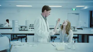 Zasłona do filmu "Uśpiona piękność" #878749
