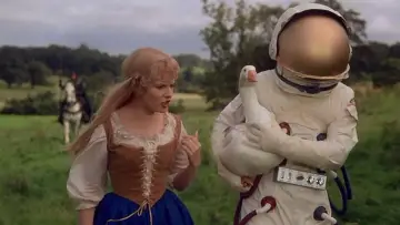 Zasłona do filmu "Unidentified Flying Oddball" #1587863