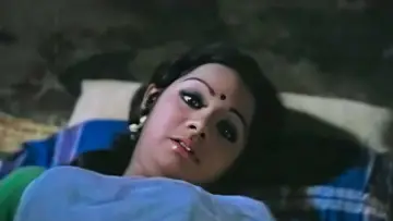 Zasłona do filmu "பதினாறு வயதினிலே" #1146927