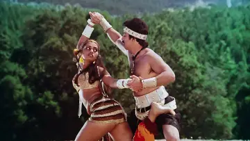 Zasłona do filmu "மூன்றாம் பிறை" #1158572