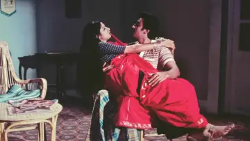 Zasłona do filmu "மூன்றாம் பிறை" #1880966