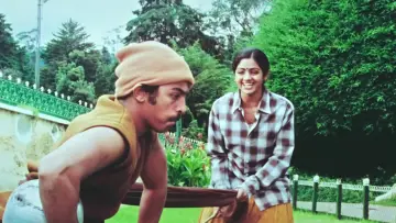 Zasłona do filmu "மூன்றாம் பிறை" #1880974