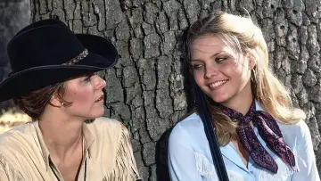 Zasłona do filmu "Callie & Son" #1100341