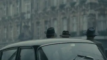 Zasłona do filmu "Spowiedź" #1127005