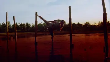 Zasłona do filmu "Król Kickboxerów" #437011