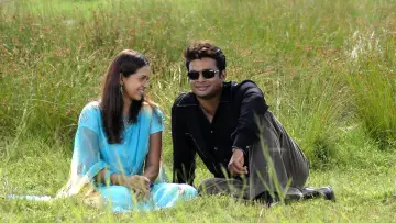 Zasłona do filmu "வாழ்த்துக்கள்" #1158995