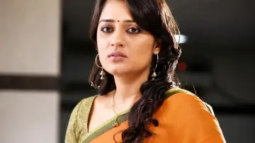 Zasłona do filmu "முரண்" #1163845