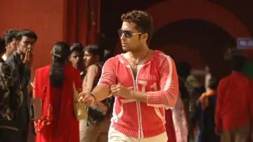 Zasłona do filmu "சில்லுனு ஒரு காதல்" #1146393