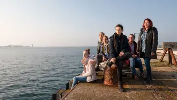 Zasłona do filmu "Między dwoma światami" #190825