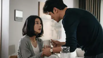 Zasłona do filmu "내일의 기억" #333485